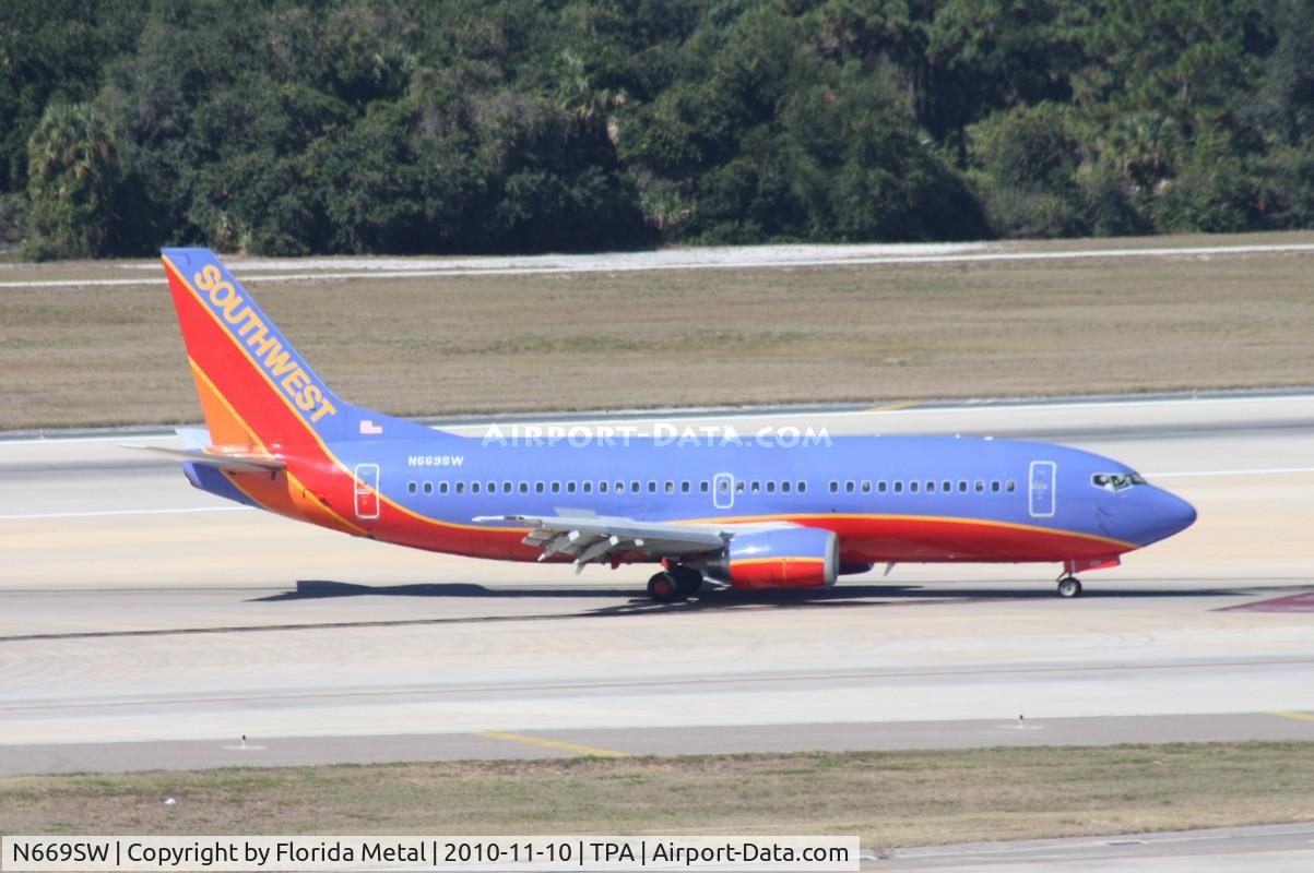N669SW, 1987 Boeing 737-3A4 C/N 23752, Southwest 737
