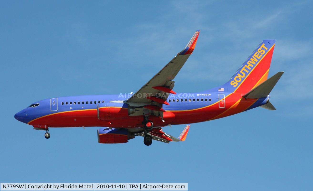 N779SW, 2000 Boeing 737-7H4 C/N 27884, Southwest 737