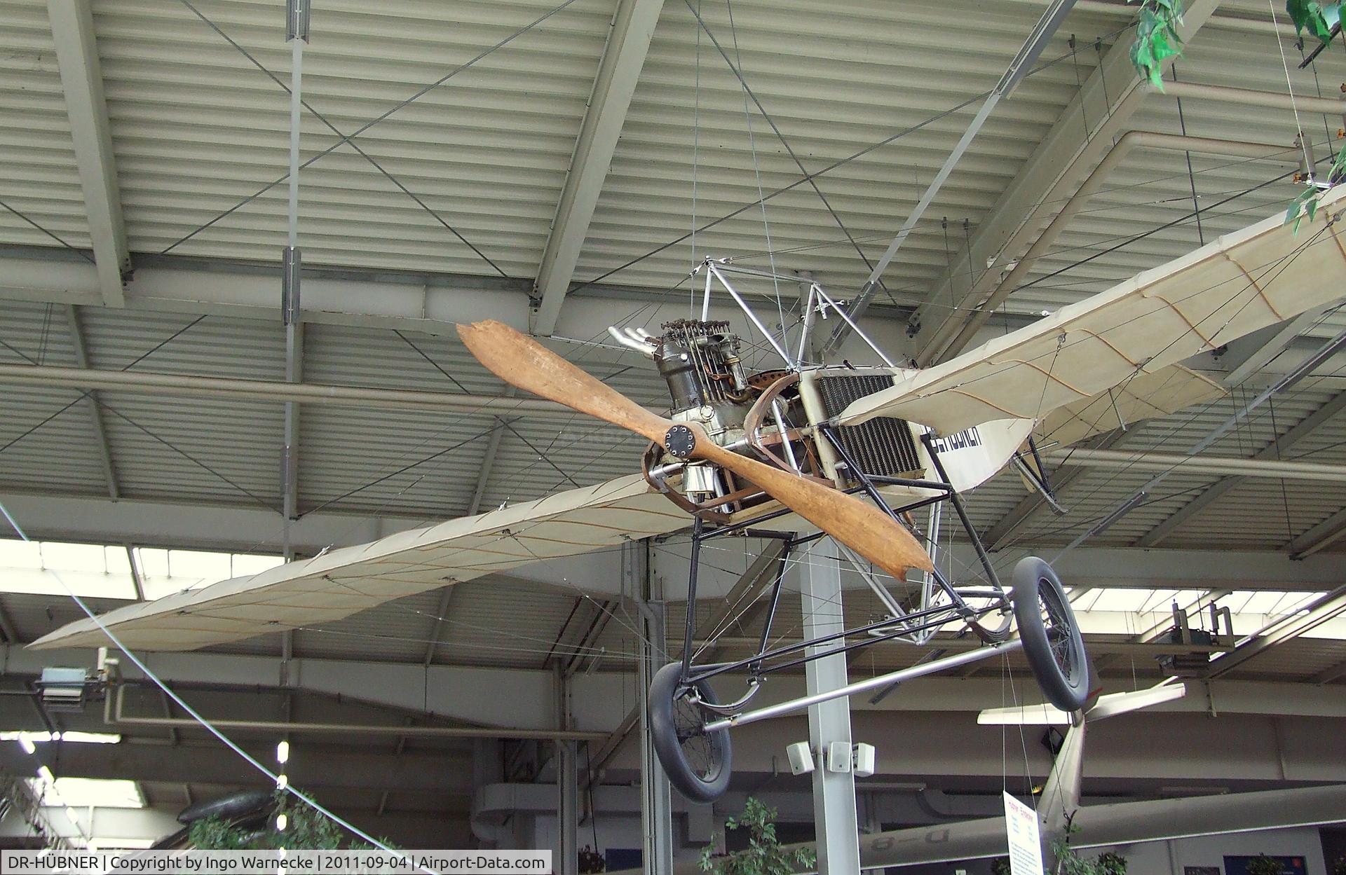 DR-HÜBNER, 1912 Hugo Hübner Eindecker IV C/N 1, Dr. Hugo Hübner Eindecker IV at the Auto & Technik Museum, Sinsheim