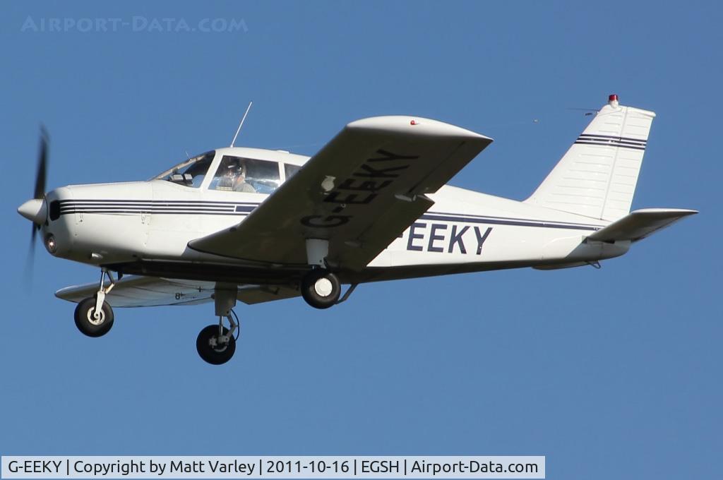 G-EEKY, 1969 Piper PA-28-140 Cherokee C/N 28-25422, Arriving at EGSH.