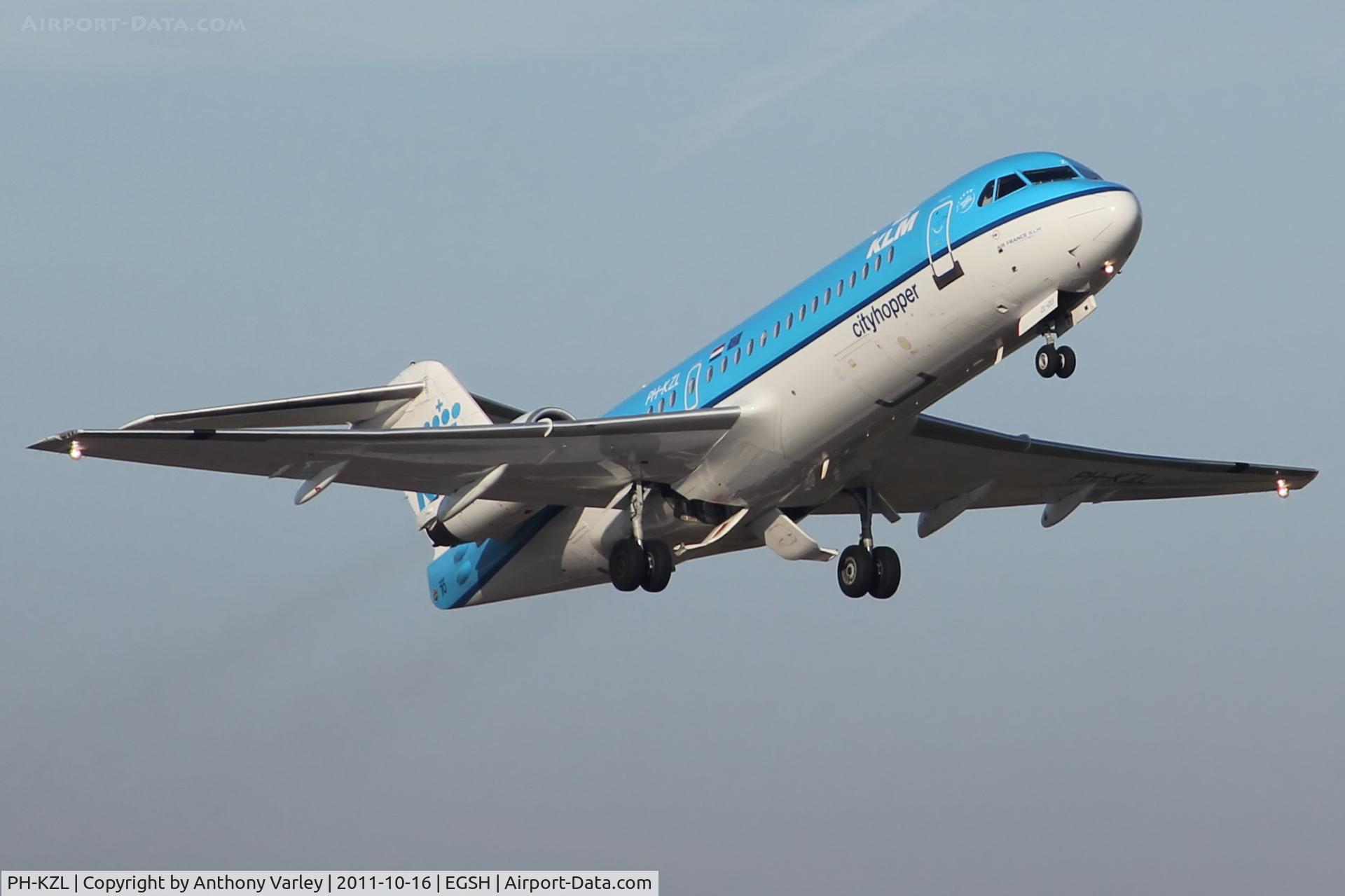 PH-KZL, 1995 Fokker 70 (F-28-0070) C/N 11536, Departing EGSH.