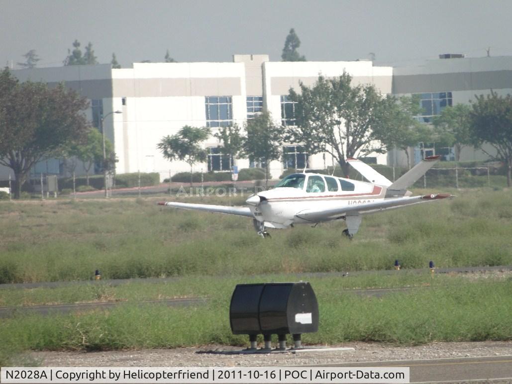 N2028A, 1969 Beech V35A Bonanza C/N D-9026, Landing on runway 26L