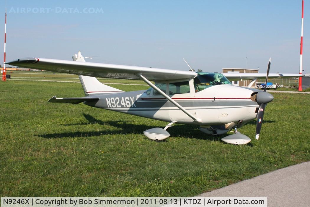 N9246X, 1961 Cessna 182E Skylane C/N 18253646, At Toledo-Metcalf during the EAA fly-in.