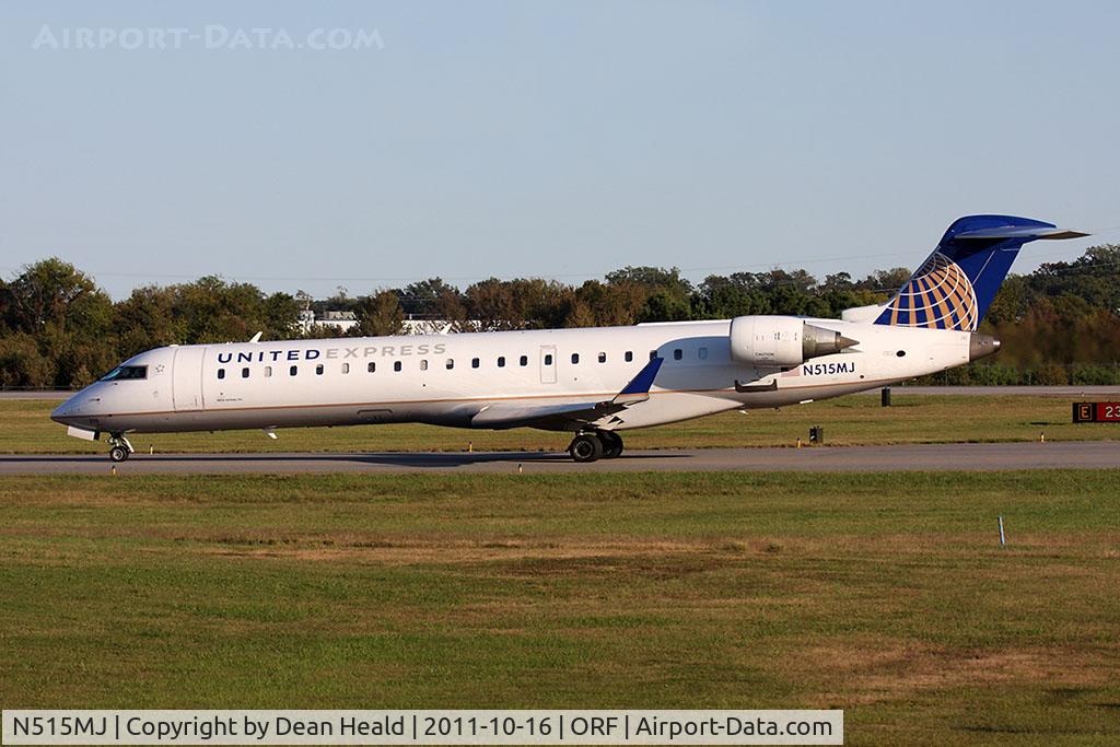 N515MJ, 2003 Bombardier CRJ-700 (CL-600-2C10) Regional Jet C/N 10117, United Express (Mesa Airlines) N515MJ (FLT ASH3744) taxiing to RWY 23 for departure to Chicago O'Hare Int'l (KORD).