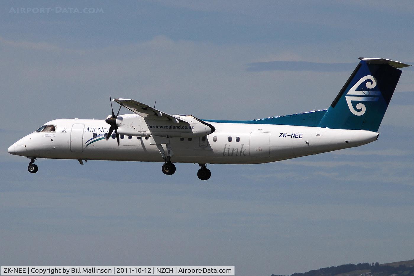 ZK-NEE, 2005 De Havilland Canada DHC-8-311 Dash 8 C/N 618, finals to 02