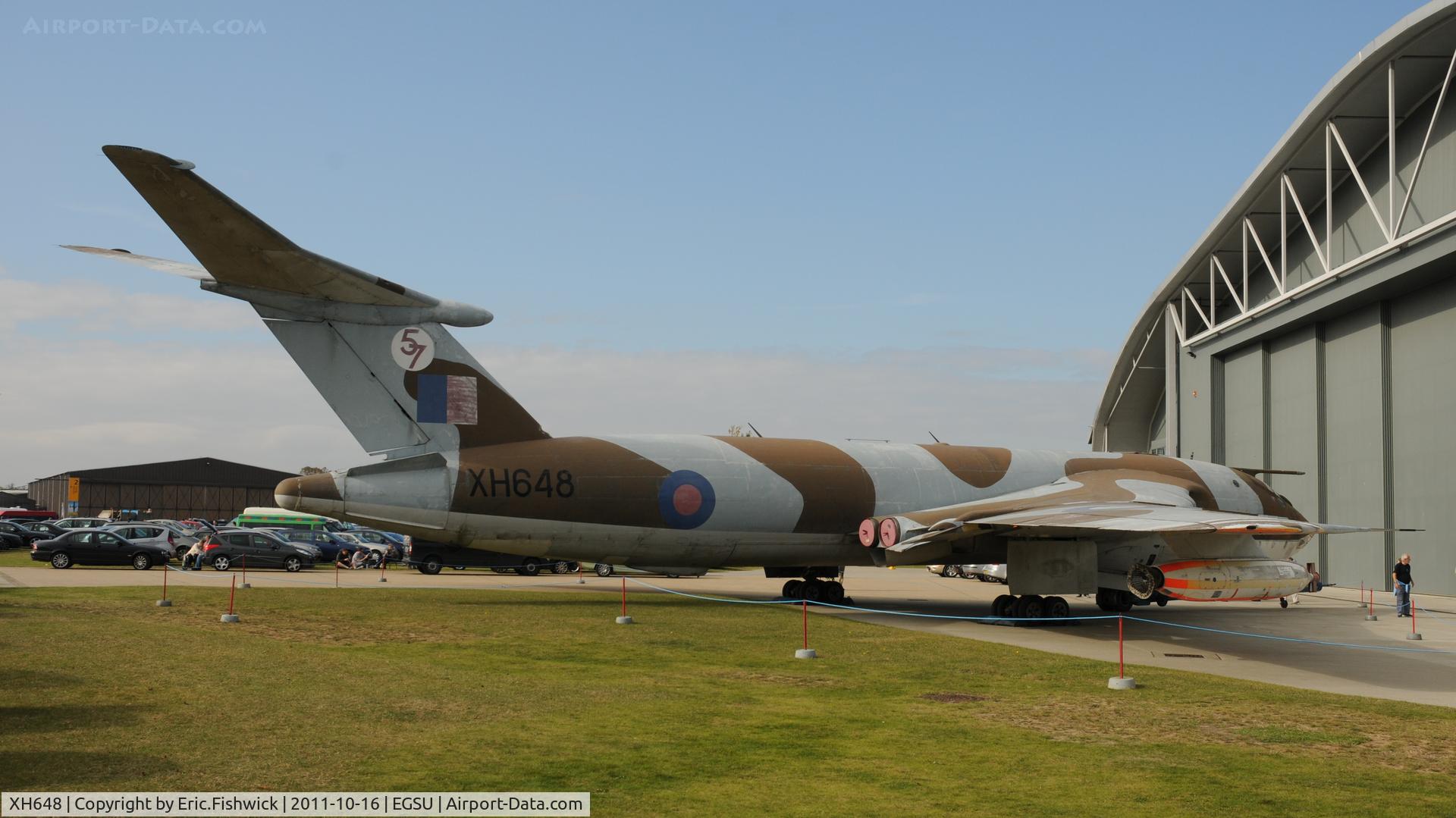 XH648, 1959 Handley Page Victor K.1A C/N HP80/48, 2. XH648 in the sunshine at Duxford Autumn Air Show, October, 2011
