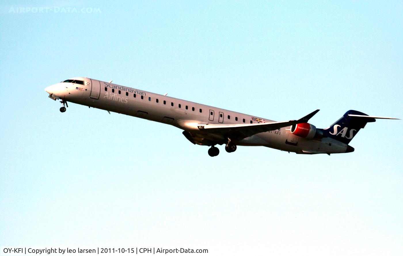 OY-KFI, 2009 Canadair CRJ-900ER (CL-600-2D24) C/N 15242, T/O R-22R CPH Kastrup 15.10.11