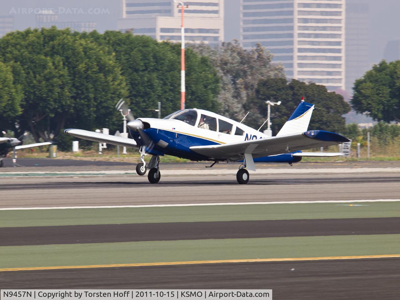N9457N, 1969 Piper PA-28R-200 C/N 28R-35172, N9457N arriving on RWY 21