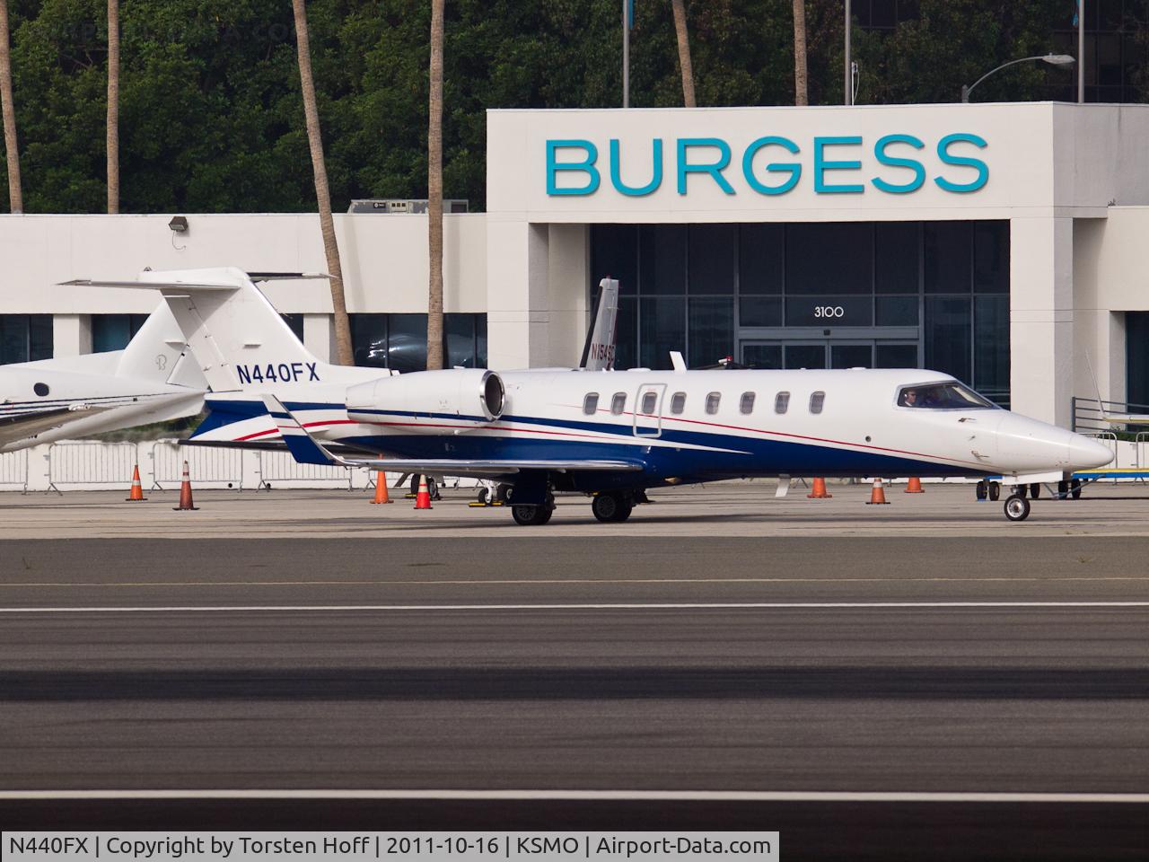 N440FX, 2007 Learjet 45 C/N 346, N440FX taxiing