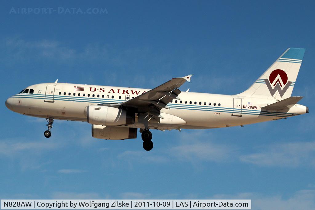 N828AW, 2001 Airbus A319-132 C/N 1552, visitor