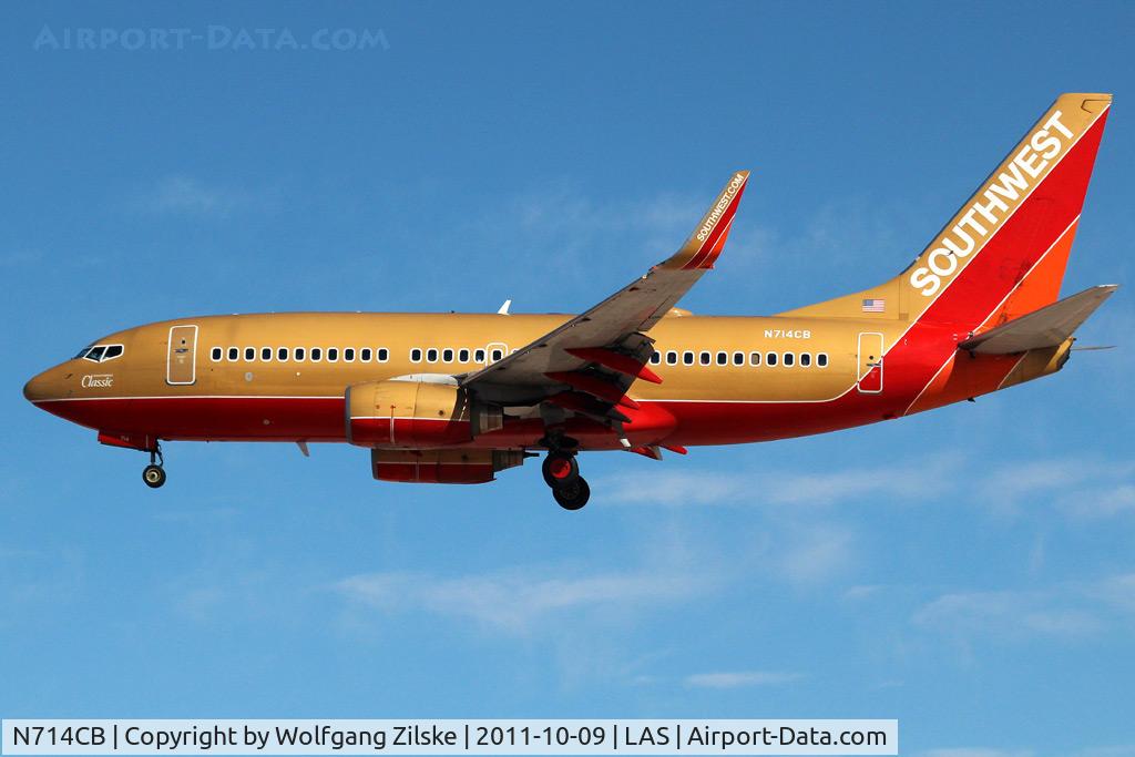 N714CB, 1998 Boeing 737-7H4 C/N 27848, visitor