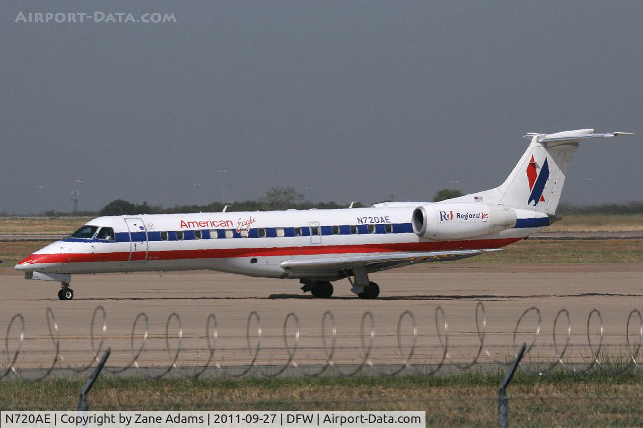 N720AE, 2000 Embraer ERJ-135LR (EMB-135LR) C/N 145279, At American Eagle at DFW Airport.