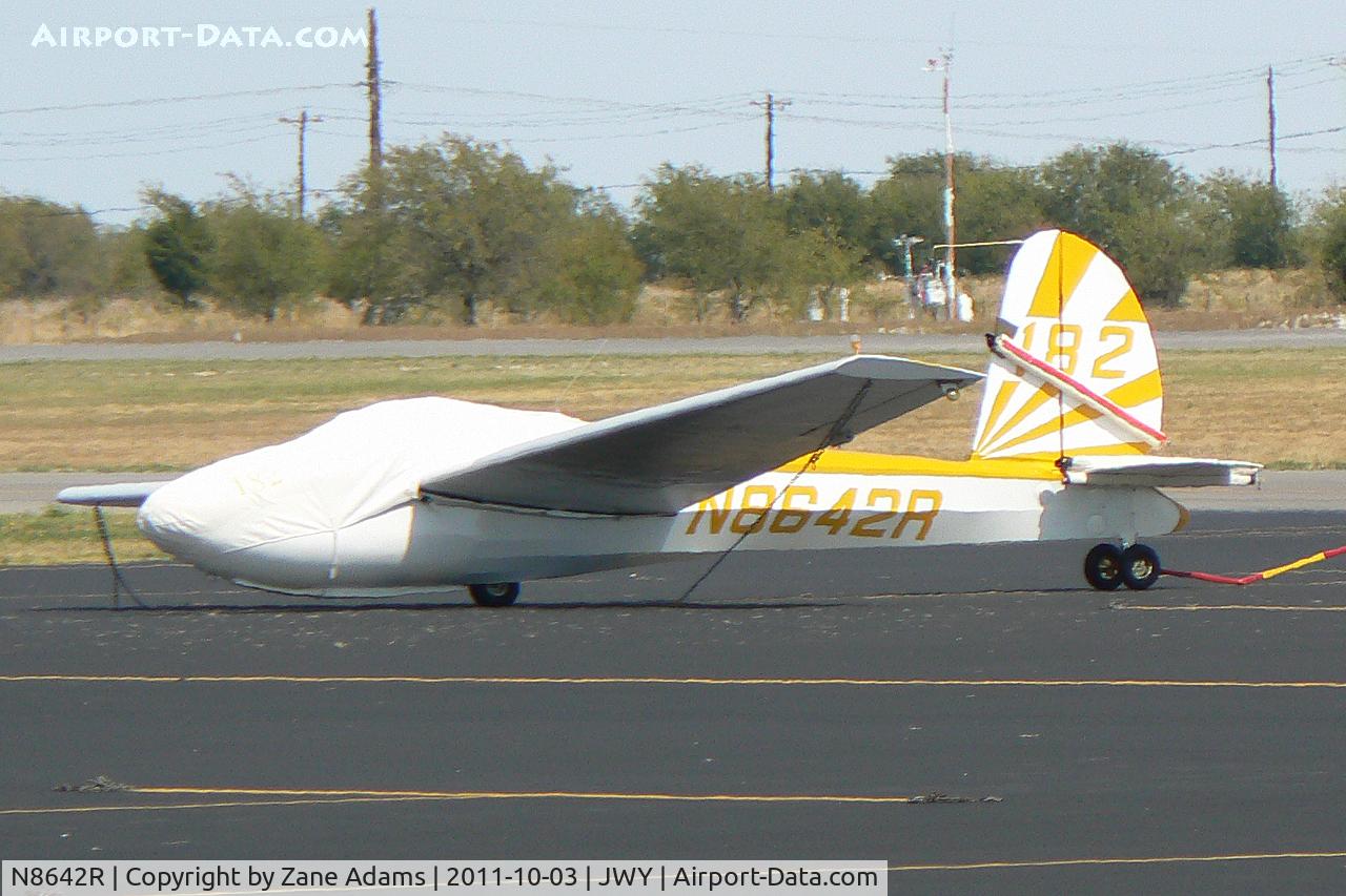 N8642R, 1962 Schweizer SGS 1-26A C/N 182, At Mid-way Regional Airport - Midlothian, TX