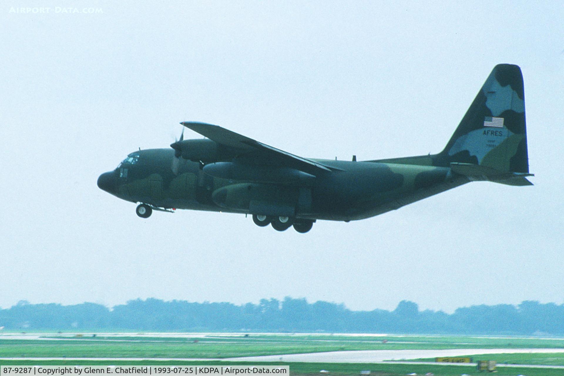 87-9287, 1987 Lockheed C-130H Hercules C/N 382-5128, Flying during the air show