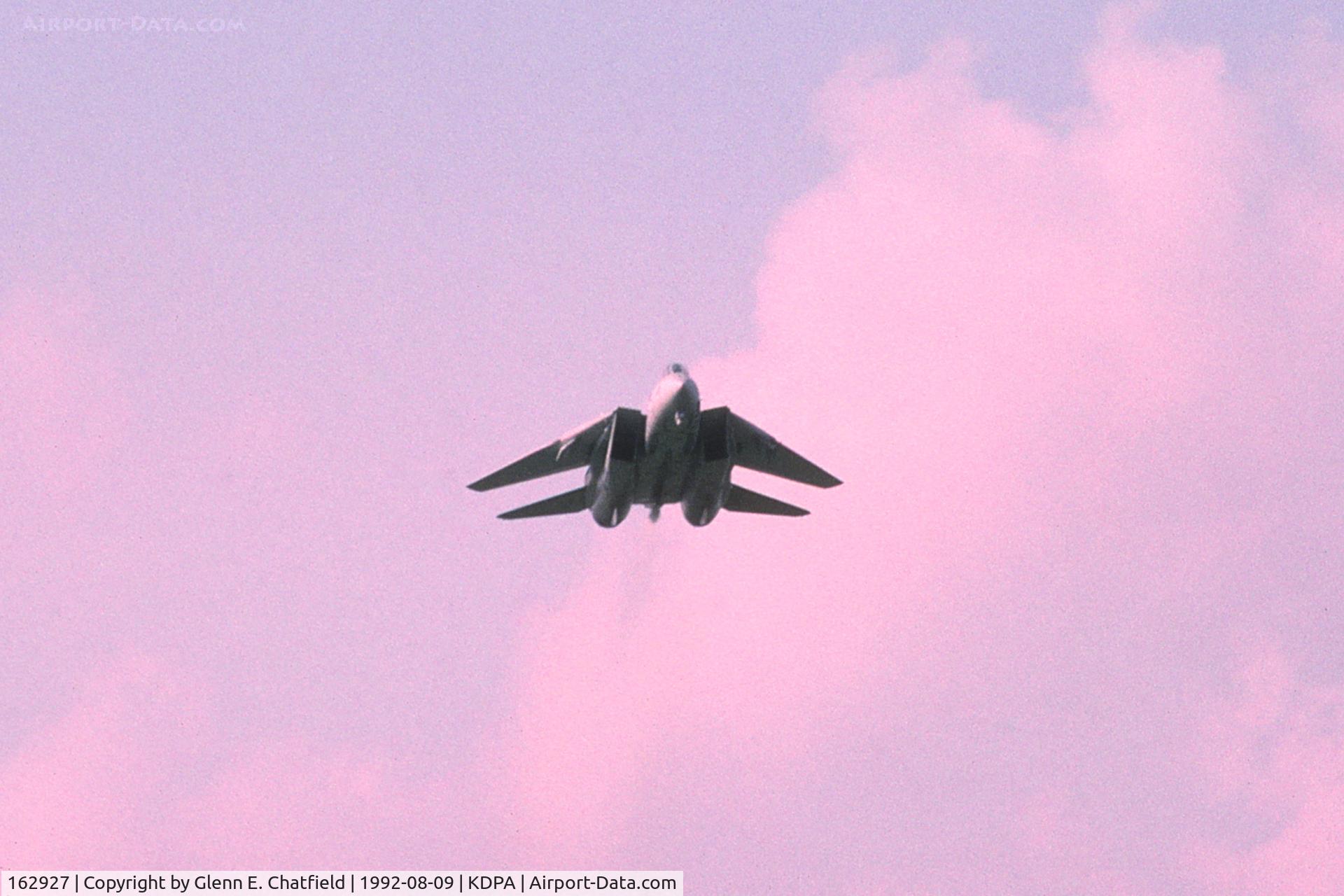 162927, Grumman F-14B Tomcat C/N 575, Approaching field from behind the crowd, from the north, to perform over runway 10/28.  35mm slide with bad developing