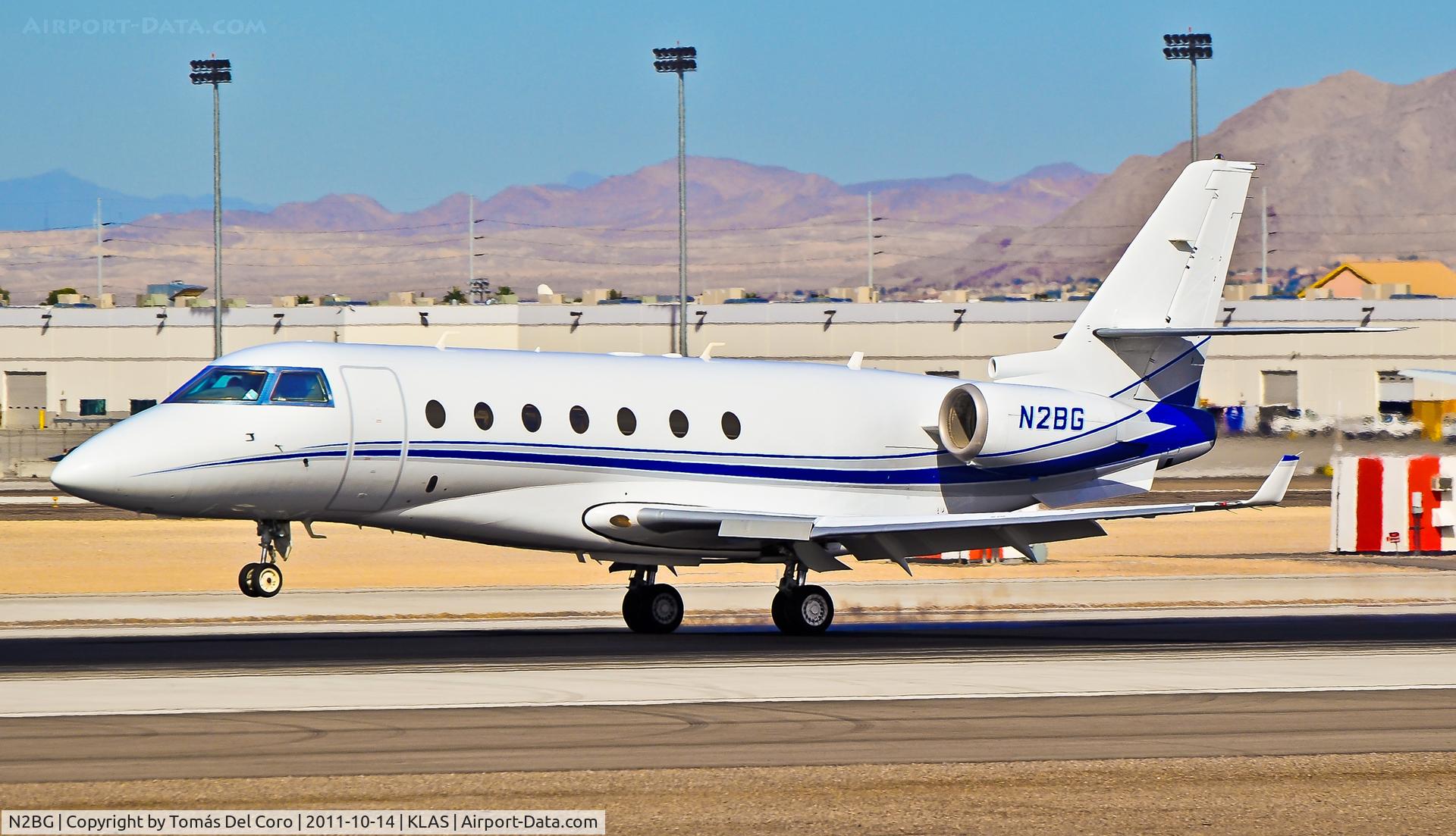 N2BG, 2002 Israel Aircraft Industries Gulfstream 200 C/N 064, N2BG 2002 Israel Aircraft Industries GULFSTREAM 200 C/N 064

Las Vegas - McCarran International (LAS / KLAS)
USA - Nevada, October 14, 2011
Photo: Tomás Del Coro