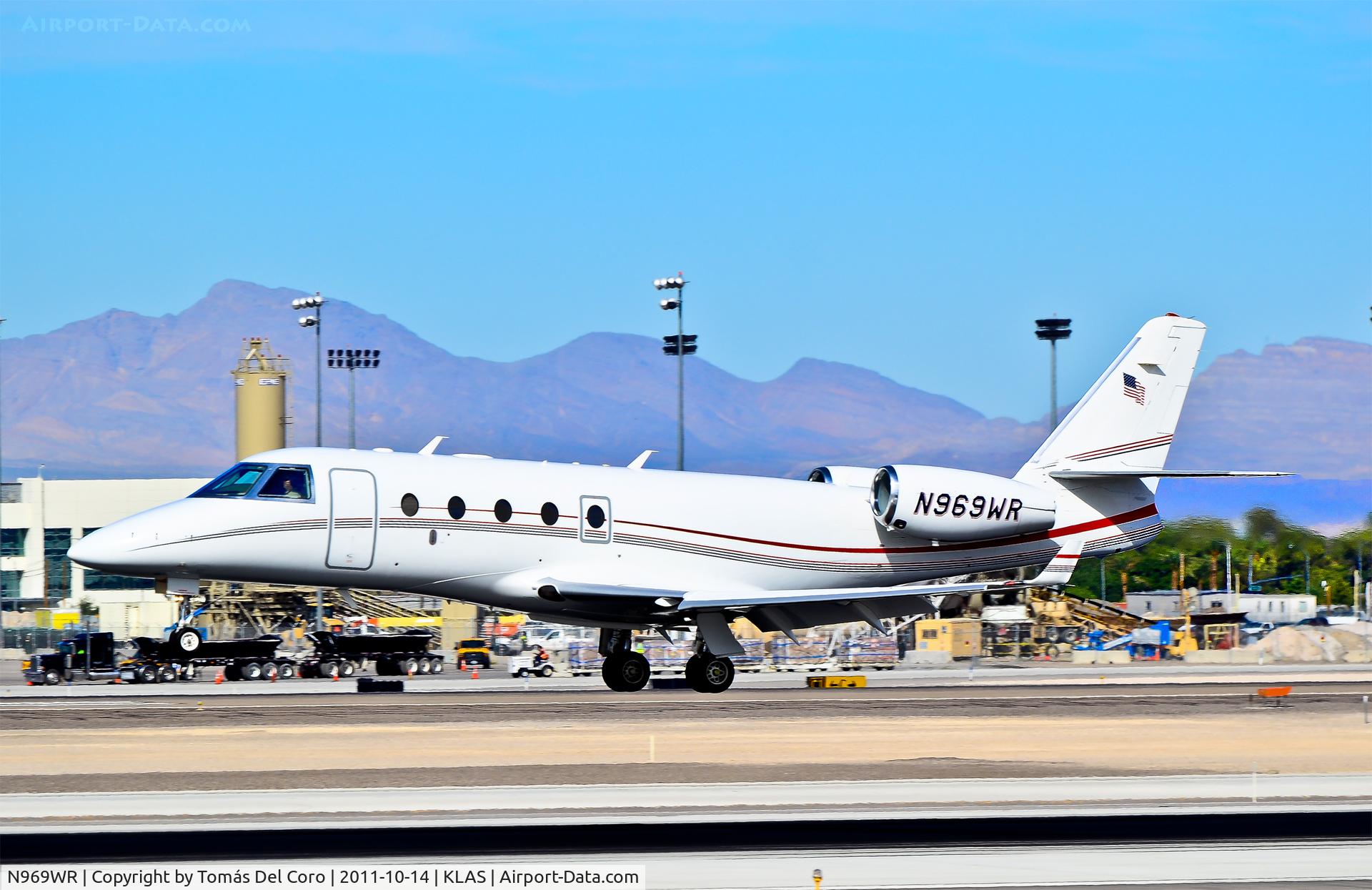 N969WR, 2007 Israel Aircraft Industries Gulfstream G150 C/N 218, N969WR 2007 Israel Aircraft Industries GULFSTREAM G150 C/N 218

Las Vegas - McCarran International (LAS / KLAS)
USA - Nevada, October 14, 2011
Photo: Tomás Del Coro