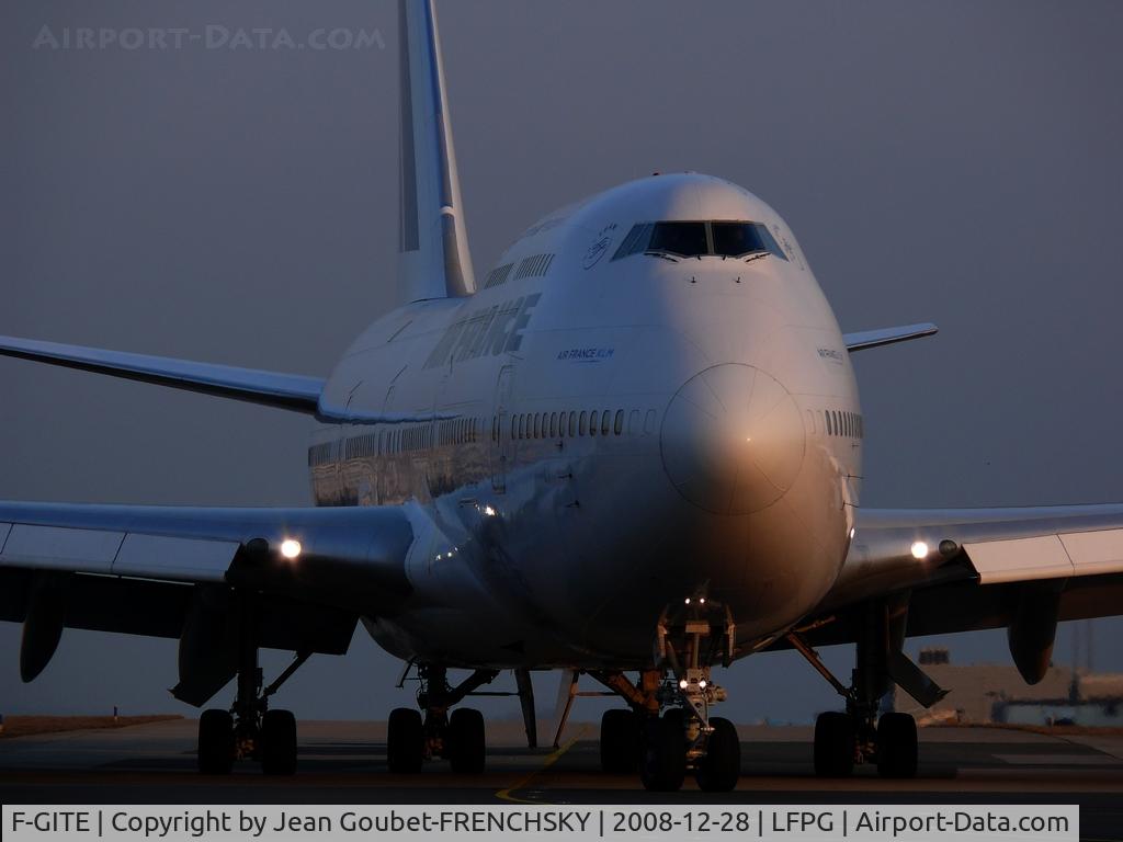 F-GITE, 1992 Boeing 747-428 C/N 25601, departure to Jobourg