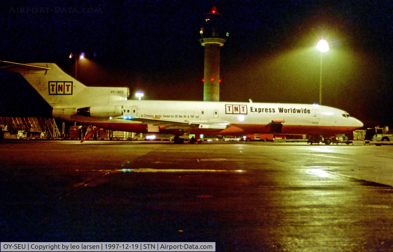OY-SEU, 1976 Boeing 727-243F C/N 21269, Stanstedt STN 19.12.97