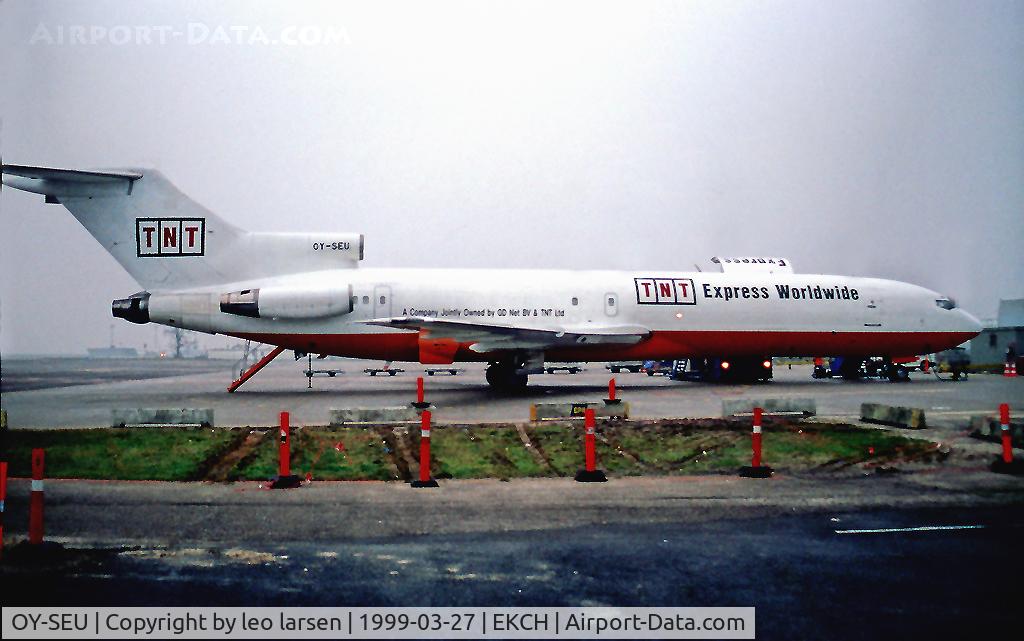 OY-SEU, 1976 Boeing 727-243F C/N 21269, CPH 27.3.99