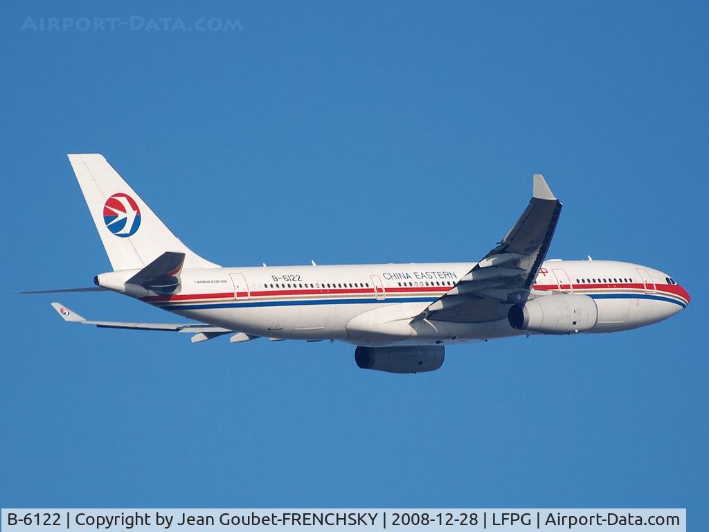 B-6122, 2006 Airbus A330-243 C/N 732, take off to Pékin
