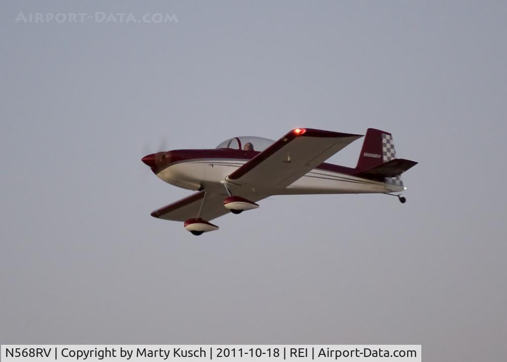 N568RV, Vans RV-8 C/N 81000, Low pass at the end of the evening.