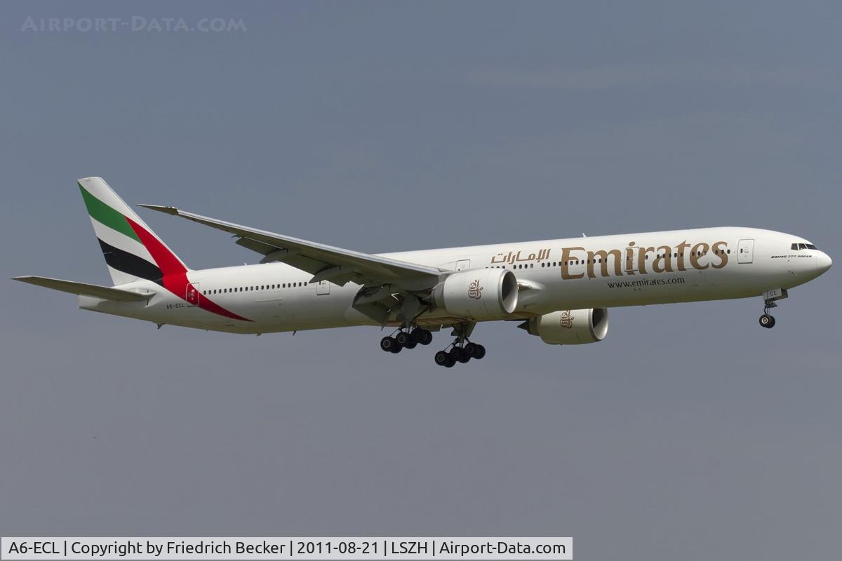 A6-ECL, 2008 Boeing 777-36N/ER C/N 37704, on final RW14