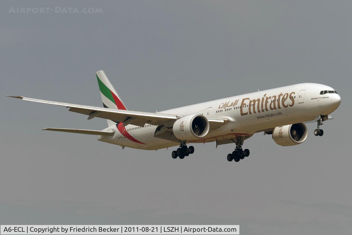 A6-ECL, 2008 Boeing 777-36N/ER C/N 37704, on final RW14