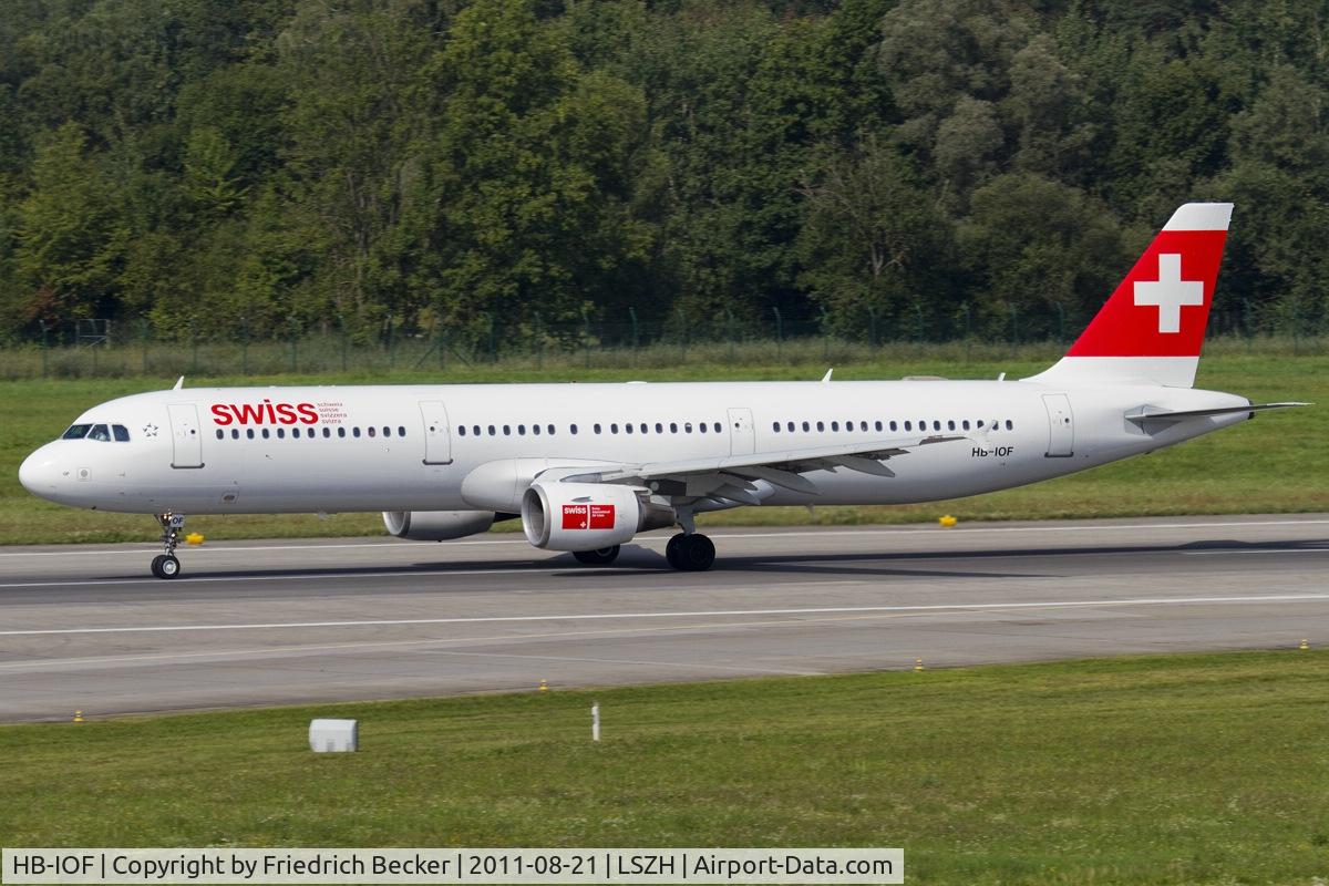 HB-IOF, 1995 Airbus A321-111 C/N 541, departure via RW16