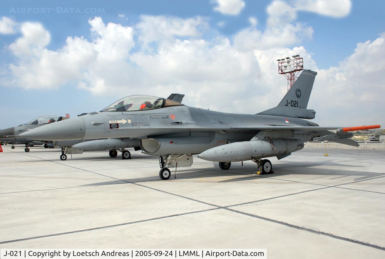 J-021, 1989 Fokker F-16AM Fighting Falcon C/N 6D-177, Static display