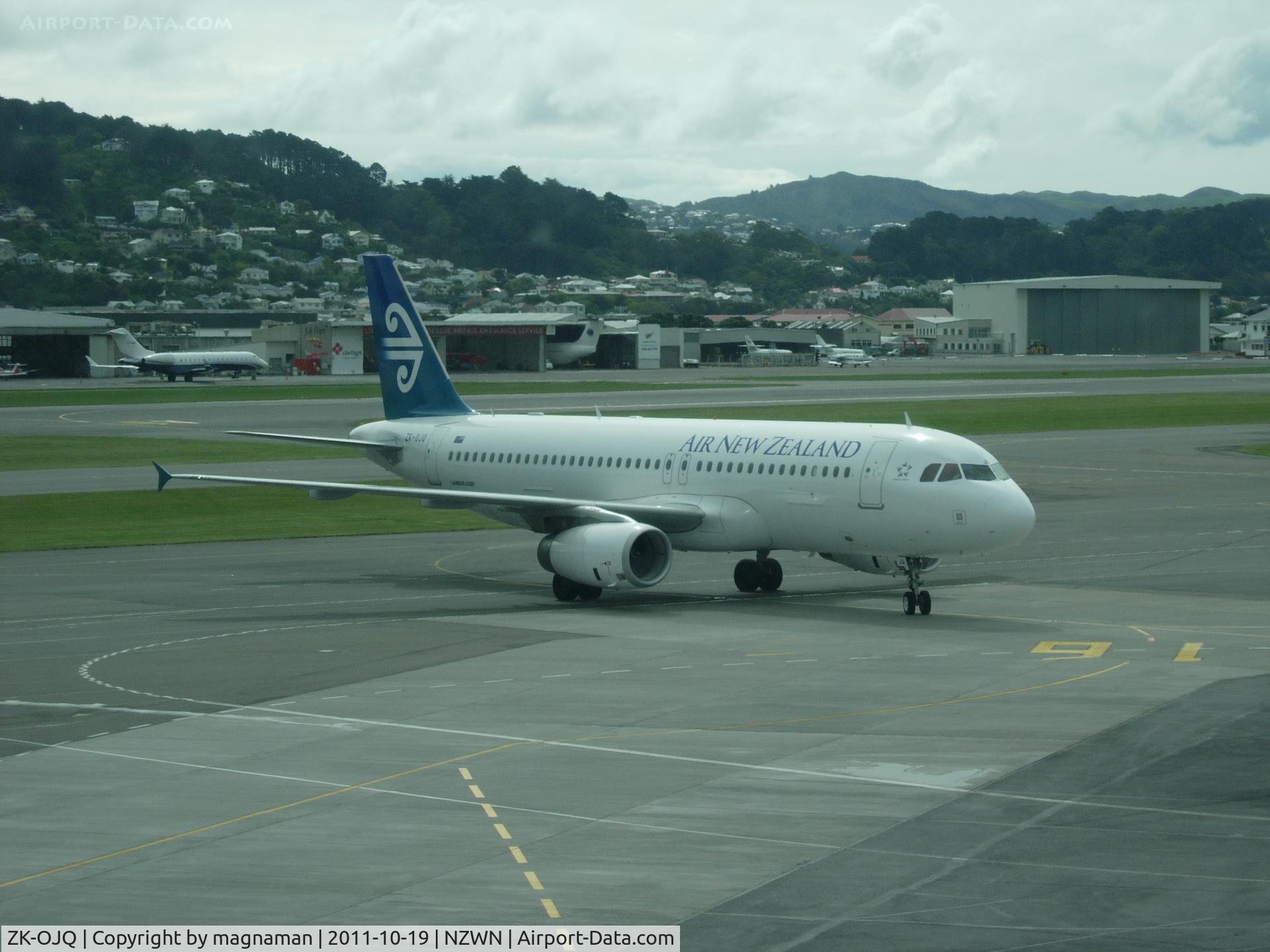 ZK-OJQ, 2011 Airbus A320-232 C/N 4584, Just landed at Wellington.