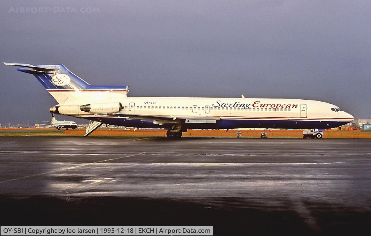 OY-SBI, 1983 Boeing 727-270 C/N 23052, CPH Kastrup 18.12.95