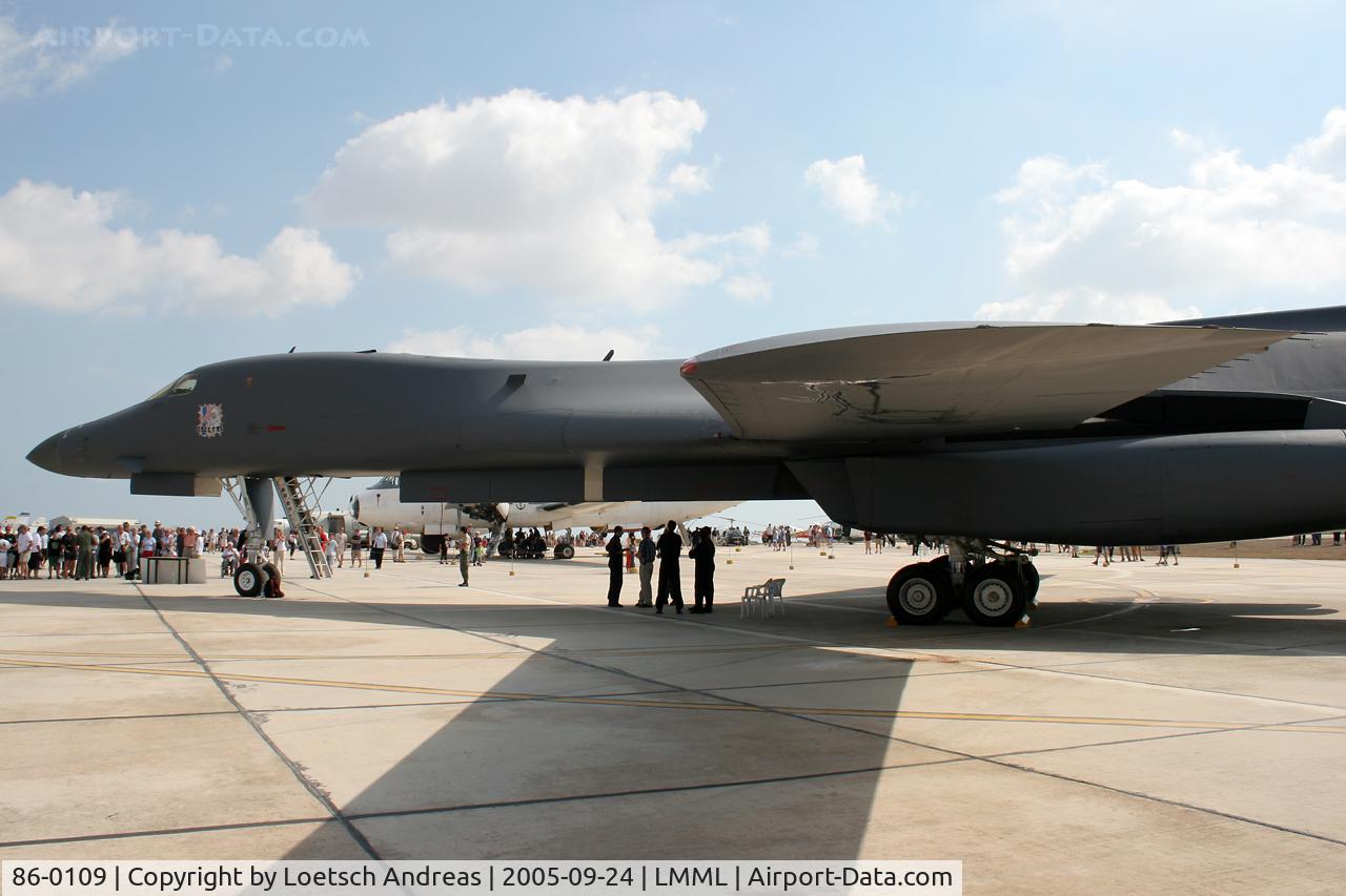 86-0109, 1986 Rockwell B-1B Lancer C/N 69, Bomber