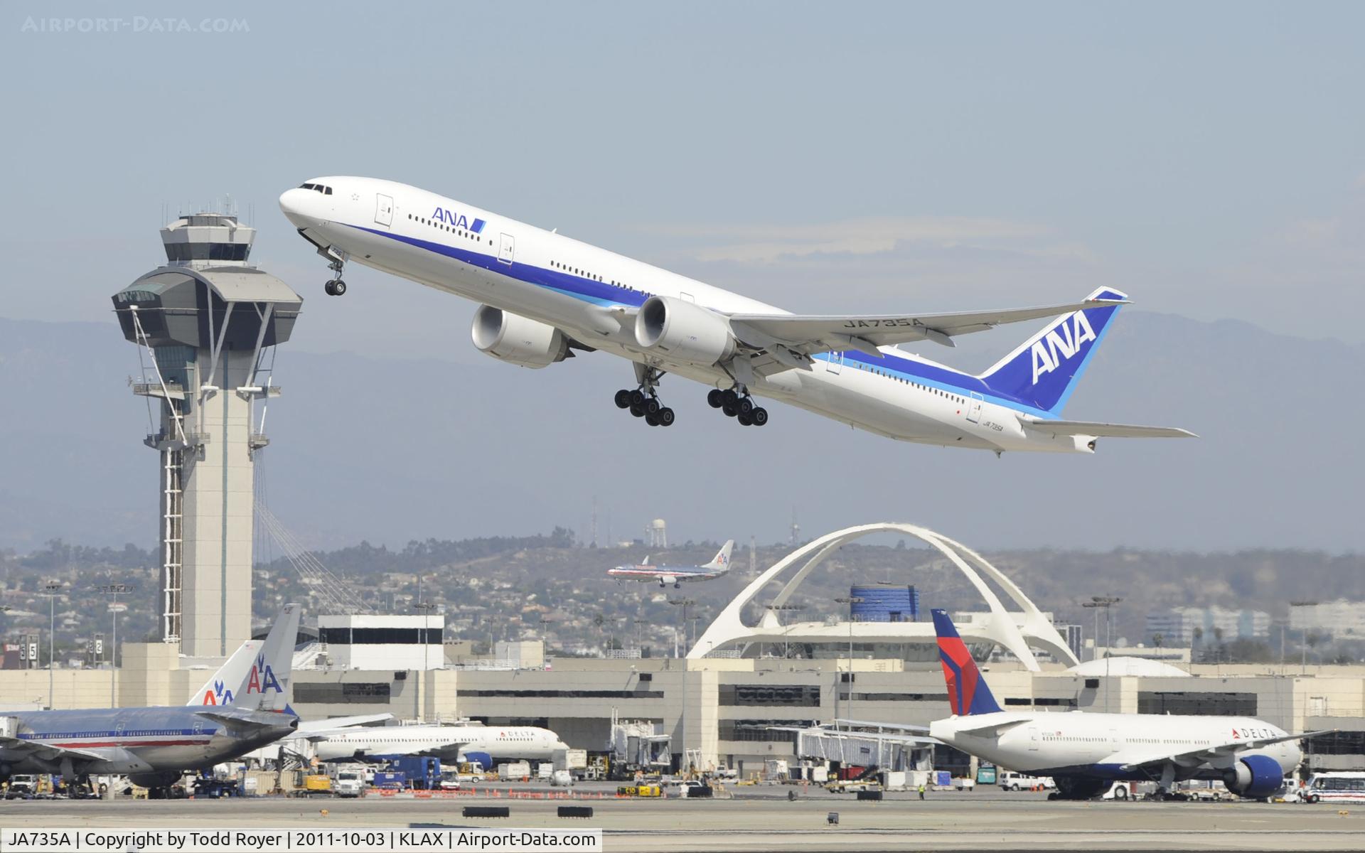 JA735A, 2006 Boeing 777-381/ER C/N 34892/571, Departing LAX