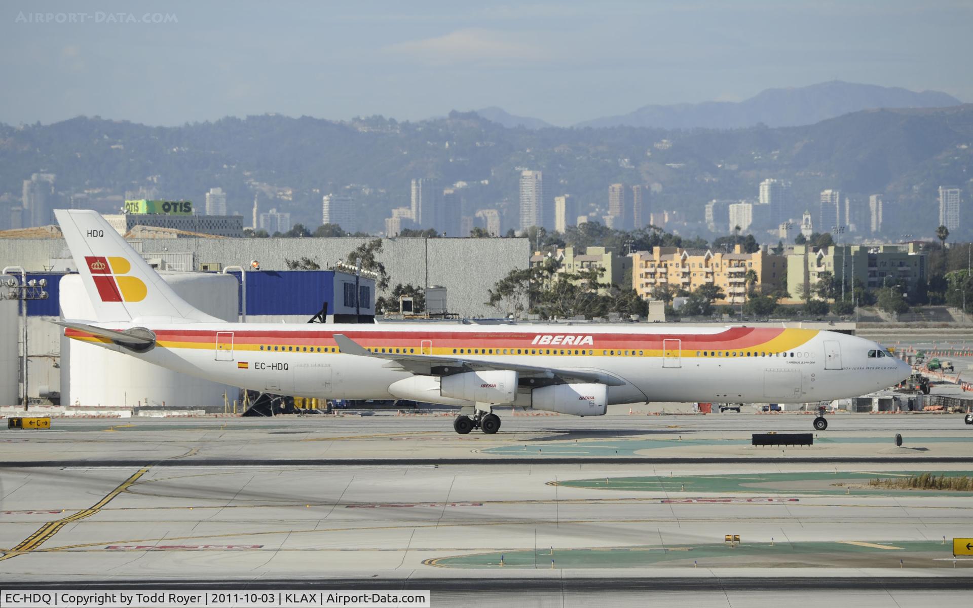 EC-HDQ, 2000 Airbus A340-313X C/N 302, Taxiing at LAX