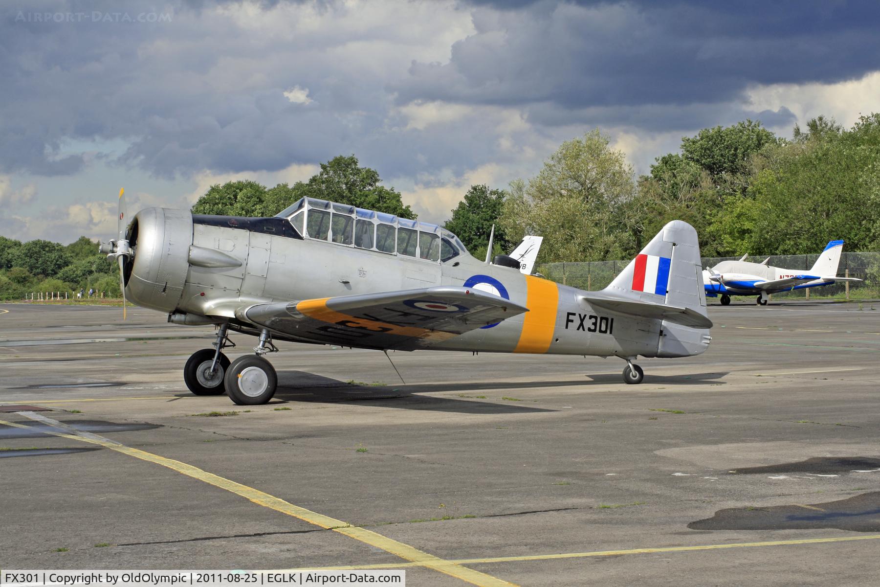 FX301, 1943 North American AT-6D Harvard III C/N 88-14722 (41-33882), At rest