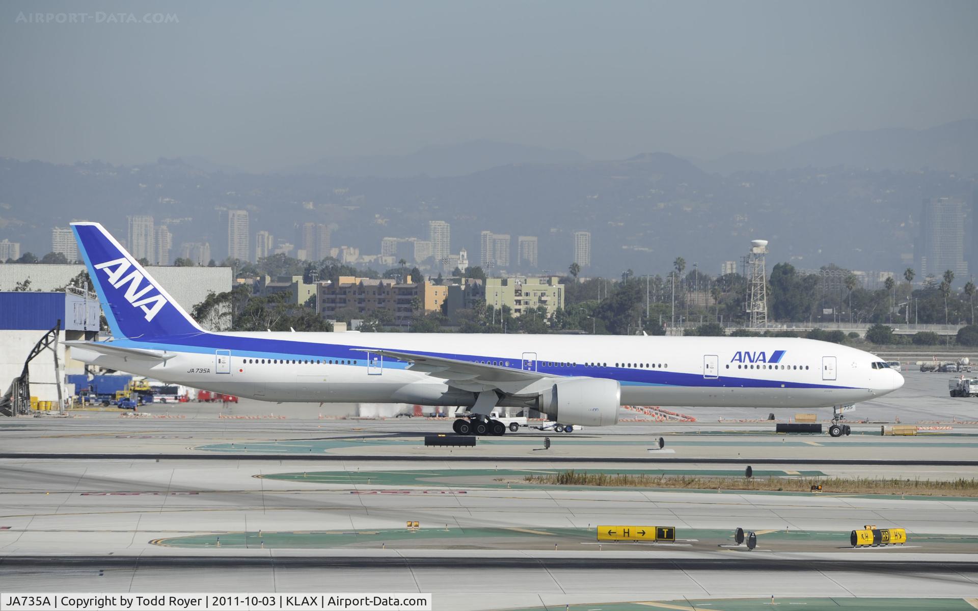 JA735A, 2006 Boeing 777-381/ER C/N 34892/571, Taxinng at LAX