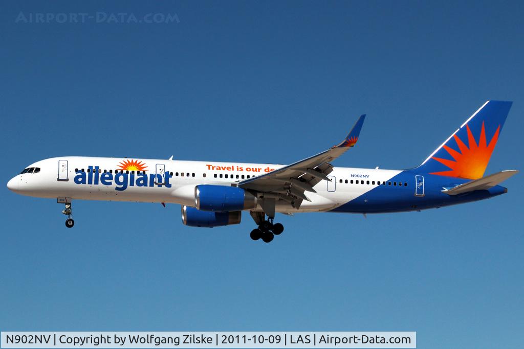 N902NV, 1992 Boeing 757-204 C/N 26964, visitor