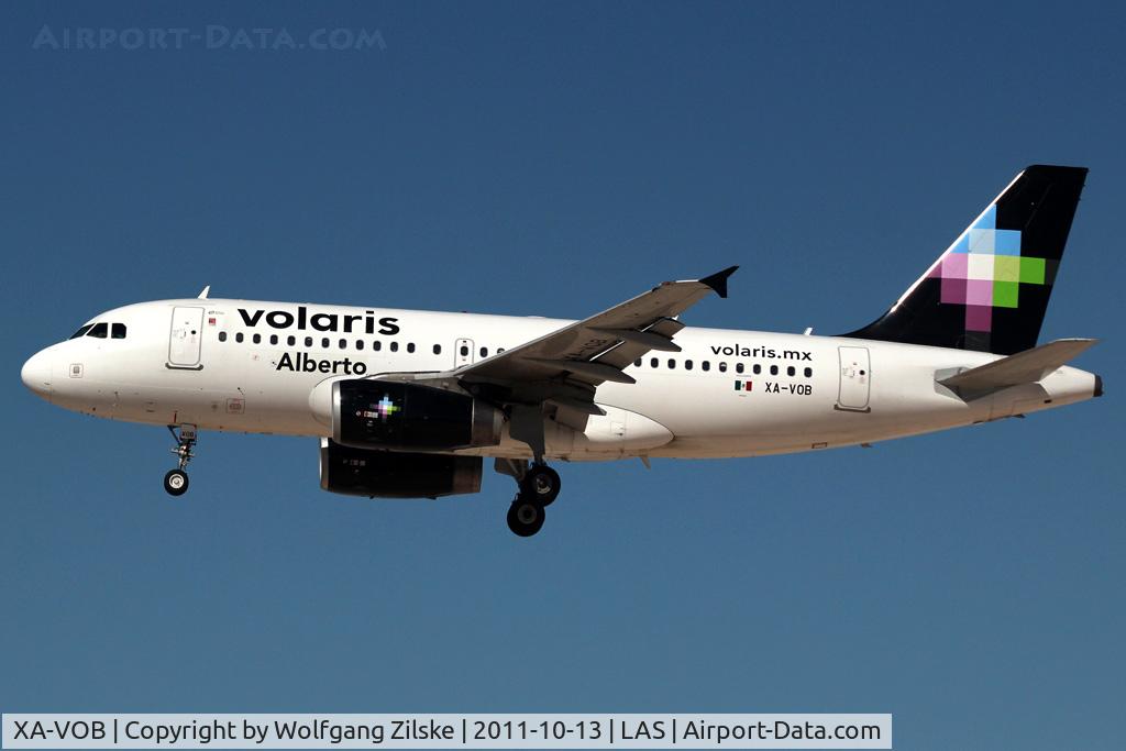 XA-VOB, 2006 Airbus A319-132 C/N 2780, visitor