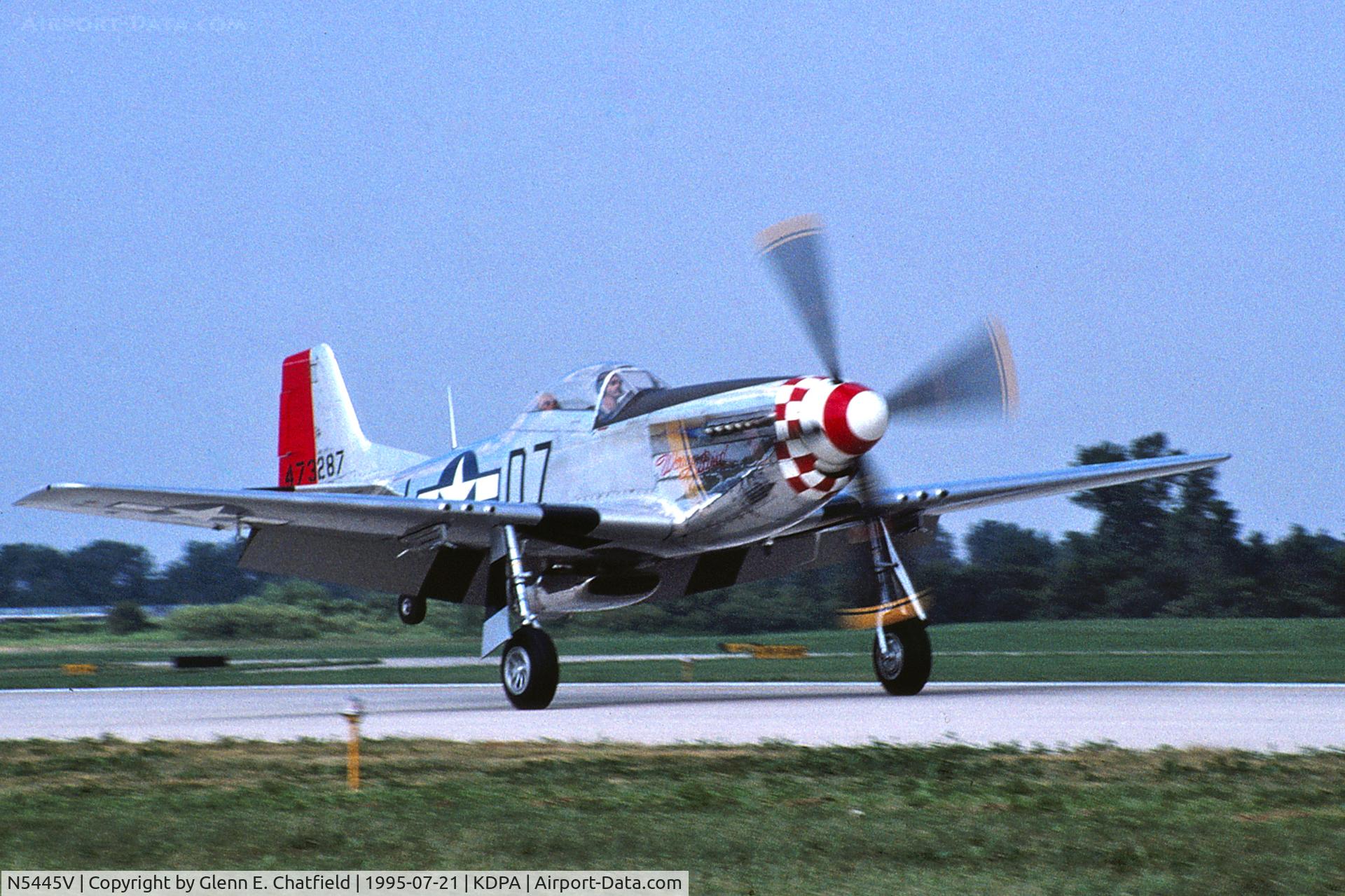 N5445V, 1944 North American P-51D Mustang C/N 122-39746 (44-73287N), Landing Runway 19R