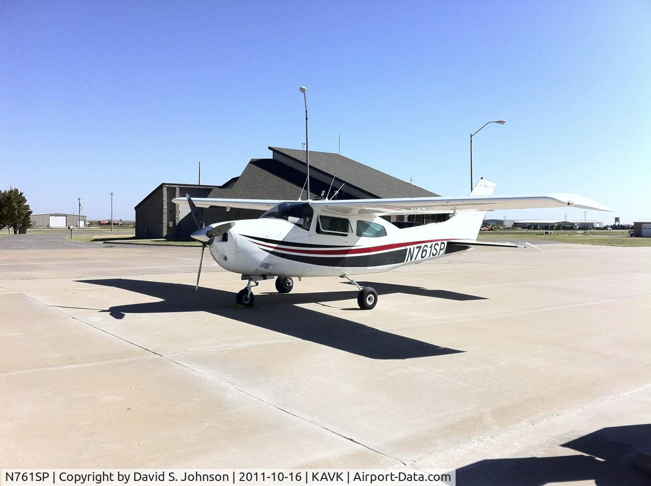 N761SP, 1978 Cessna 210M Centurion C/N 21062483, new paint job!