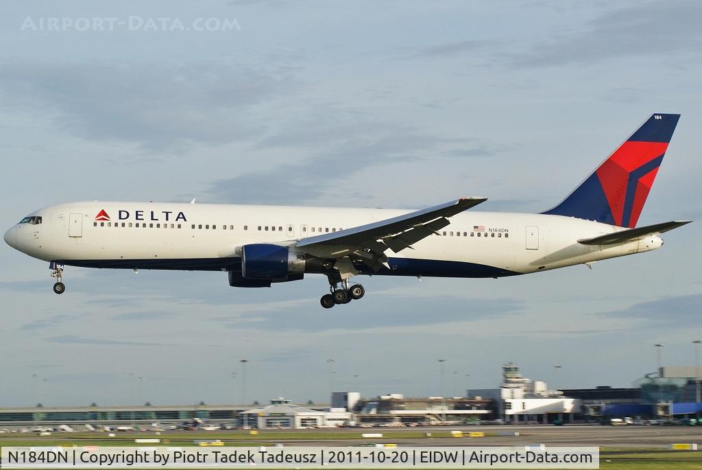 N184DN, 1993 Boeing 767-332 C/N 27111, Dublin