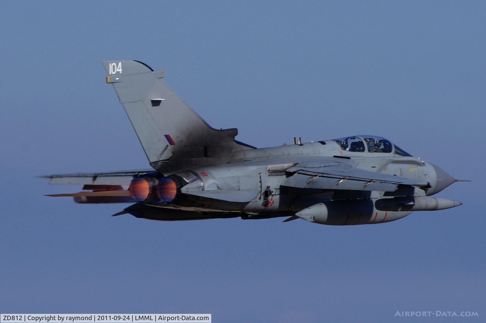 ZD812, 1985 Panavia Tornado GR.4 C/N 420/BT043/3192, Tornado GR4 ZD812/104 31Sqd RAF