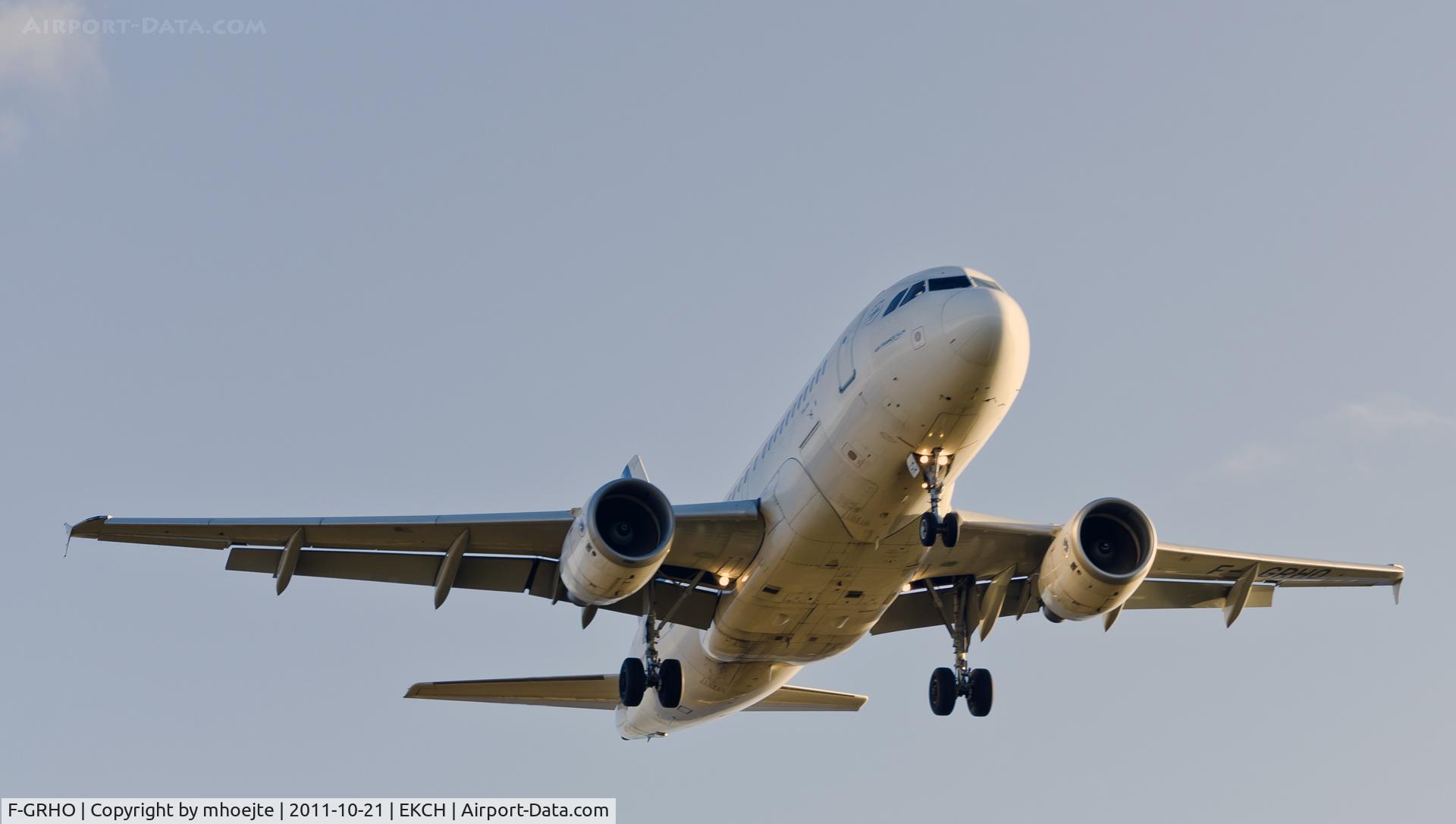 F-GRHO, 2000 Airbus A319-111 C/N 1271, Final Copenhagen Airport