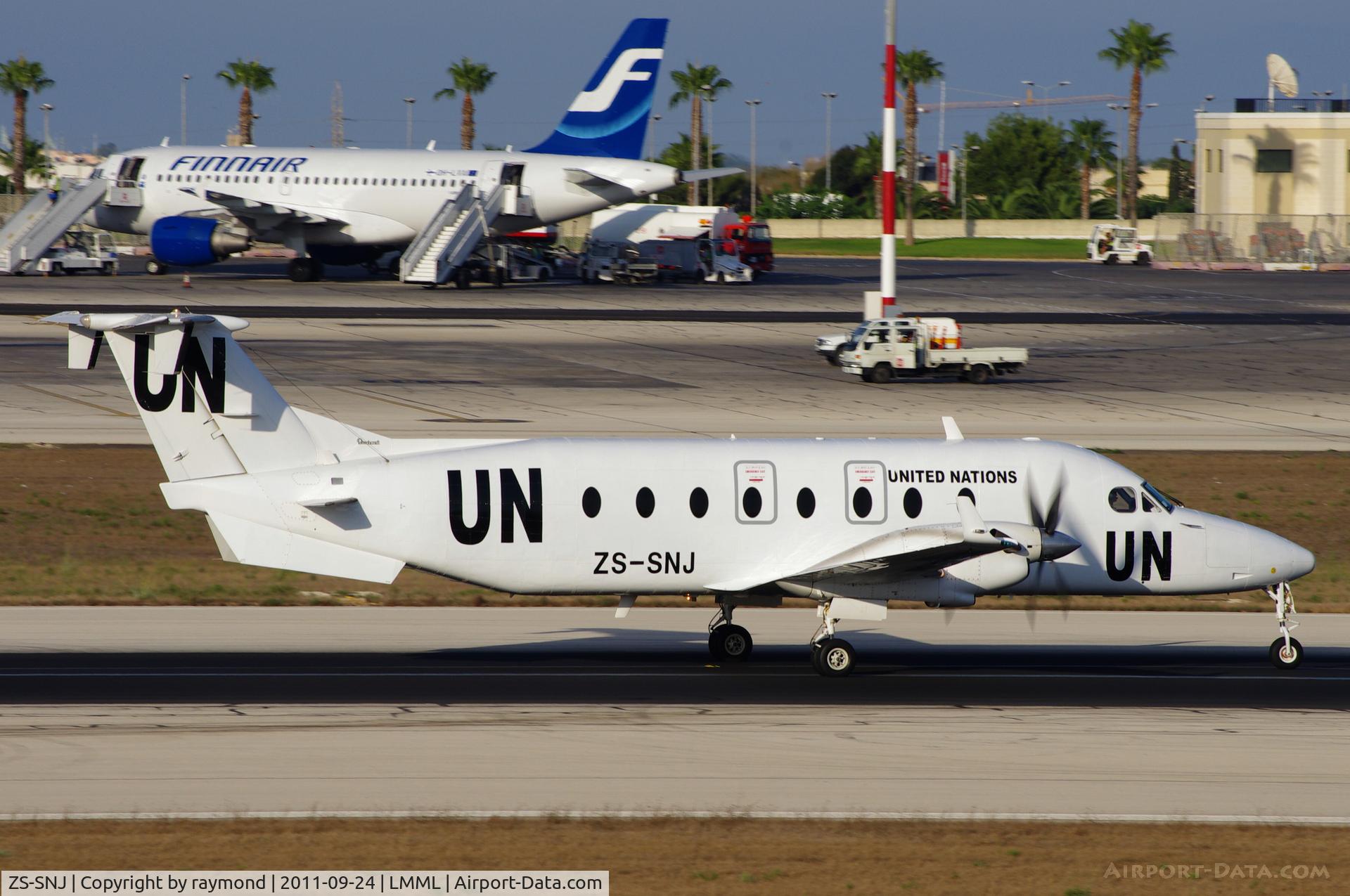 ZS-SNJ, 1995 Beech 1900D C/N UE-131, Beech1900 ZS-SNJ United Nations