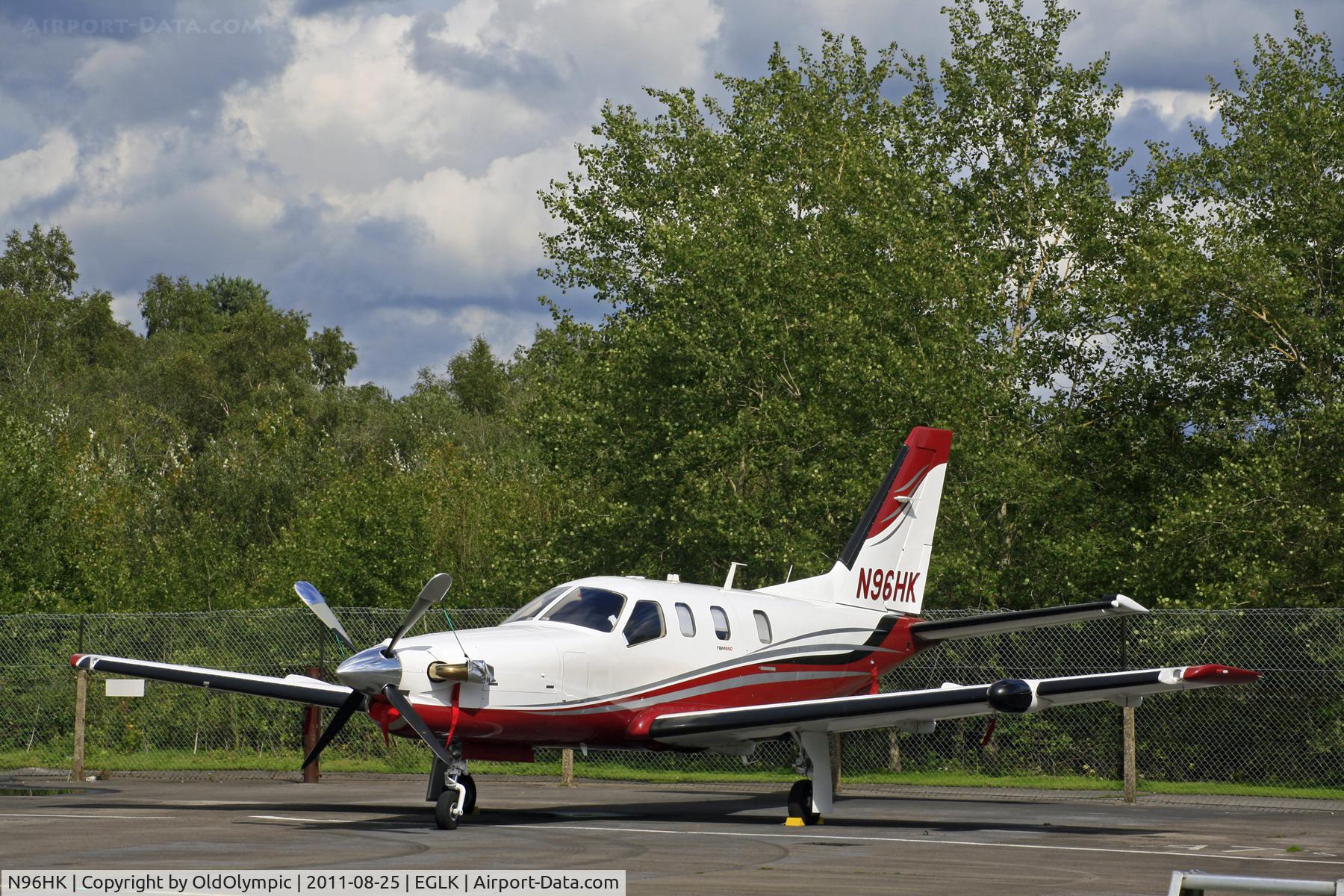 N96HK, Socata TBM-700 C/N 512, At dispersal