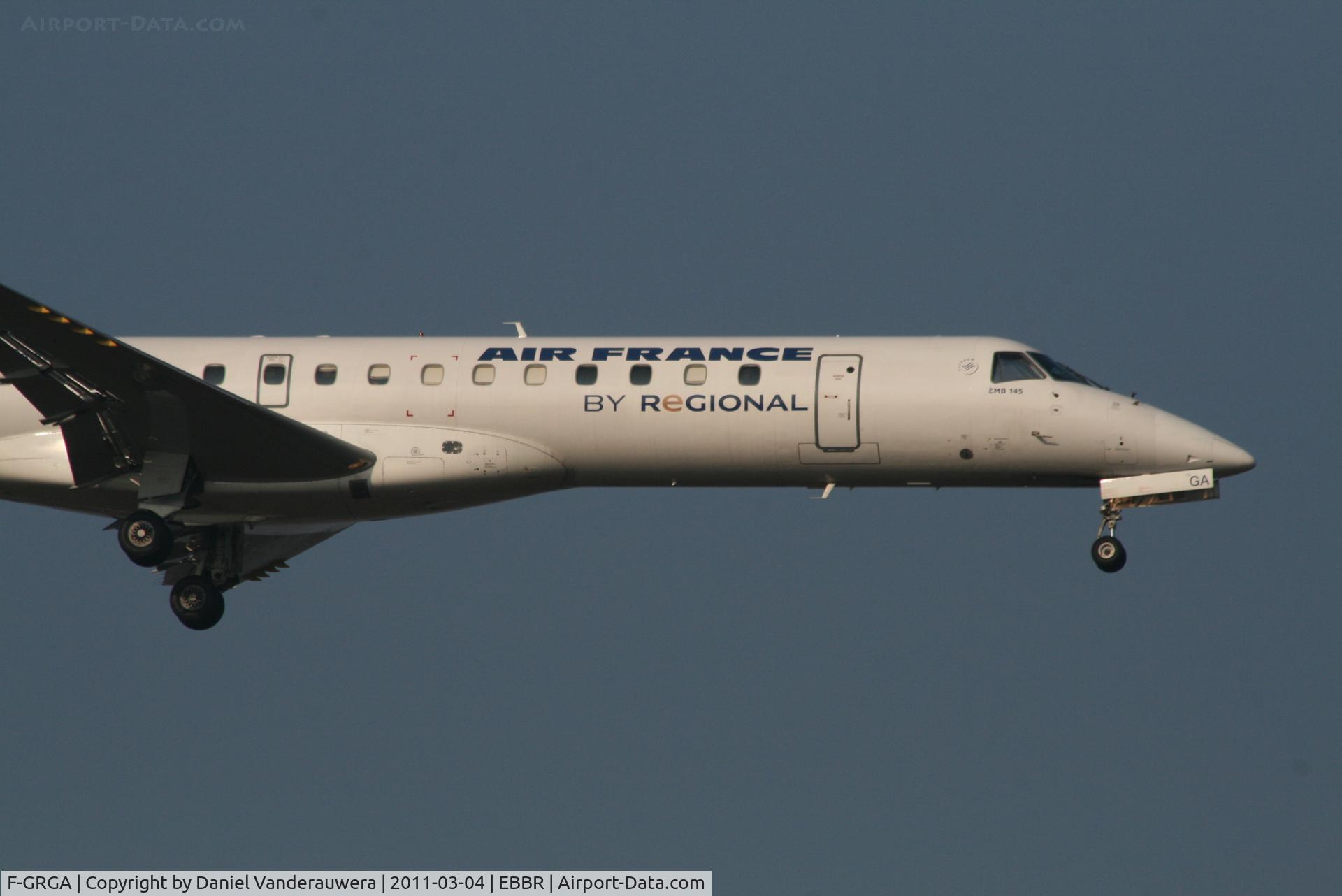 F-GRGA, 1997 Embraer EMB-145EU (ERJ-145EU) C/N 145008, Arrival of flight AF5402 to RWY 02