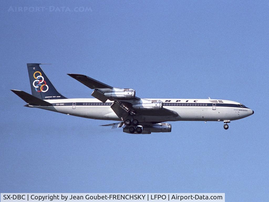 SX-DBC, 1966 Boeing 707-384C C/N 18950, landing