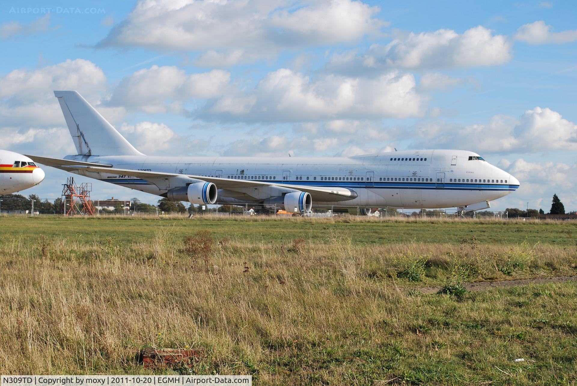 N309TD, 1981 Boeing 747-269B C/N 22740, Ex Kuwait Airways B747-269B in storage at Manston.