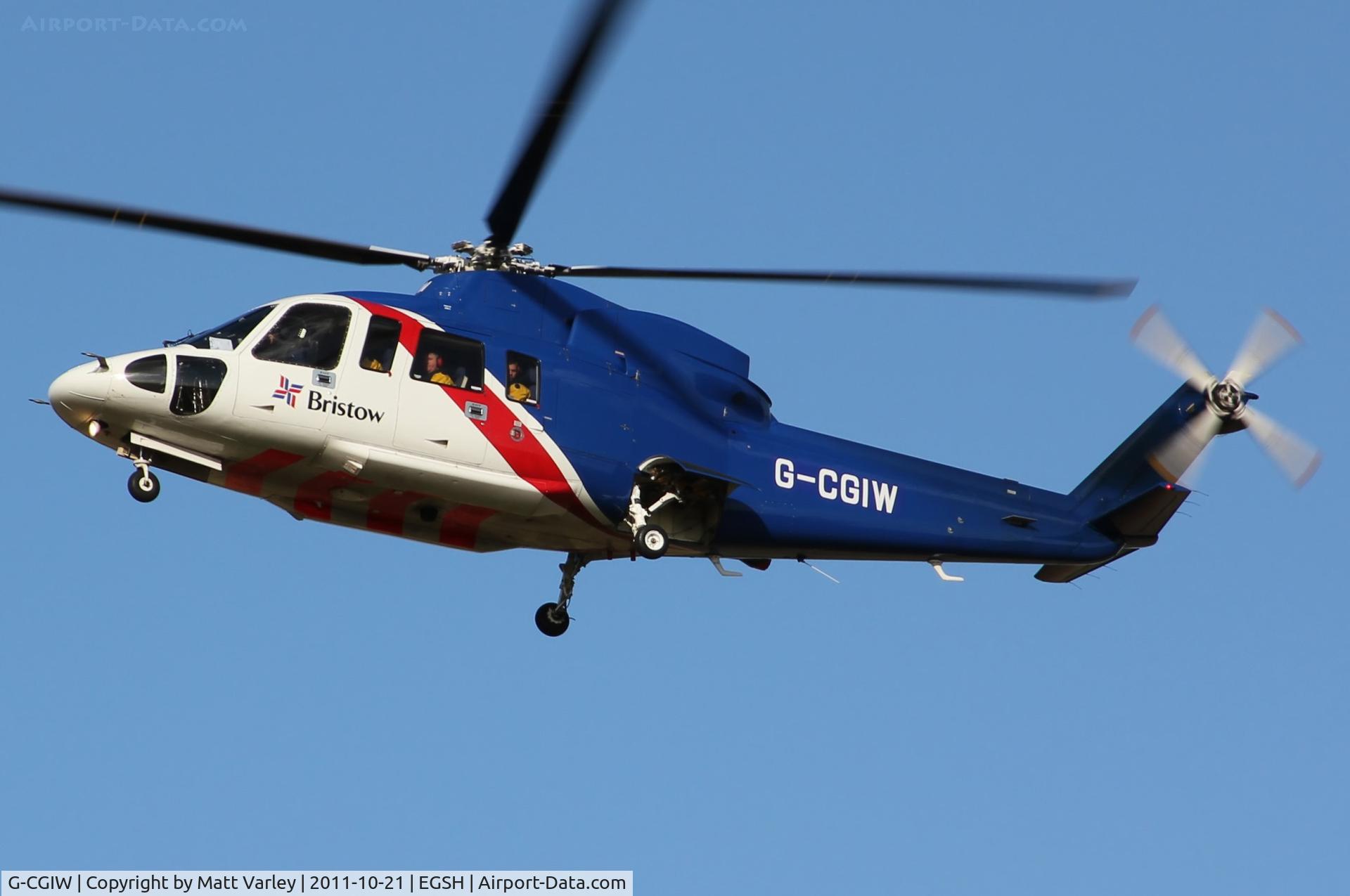 G-CGIW, 2009 Sikorsky S-76C C/N 760773, Arriving at EGSH.